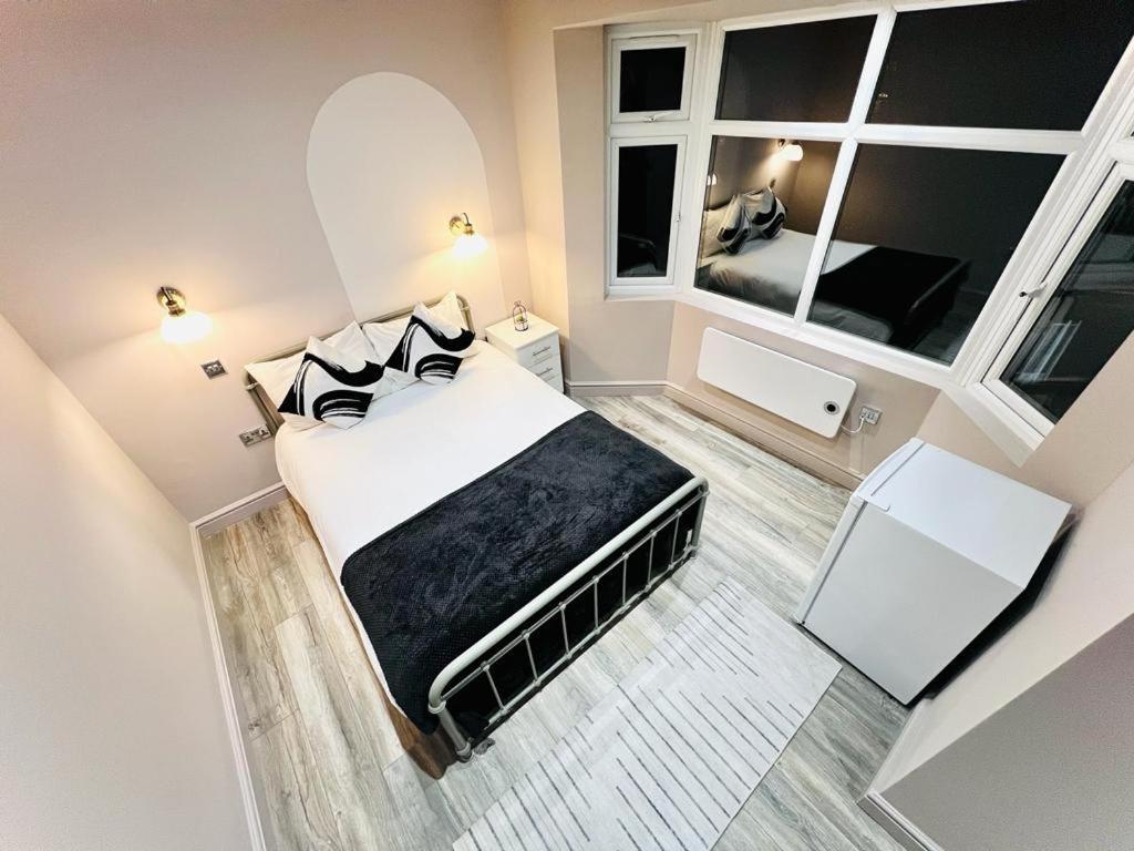 London Crescent House Top Location Ensuites Rooms Great Value Eksteriør billede